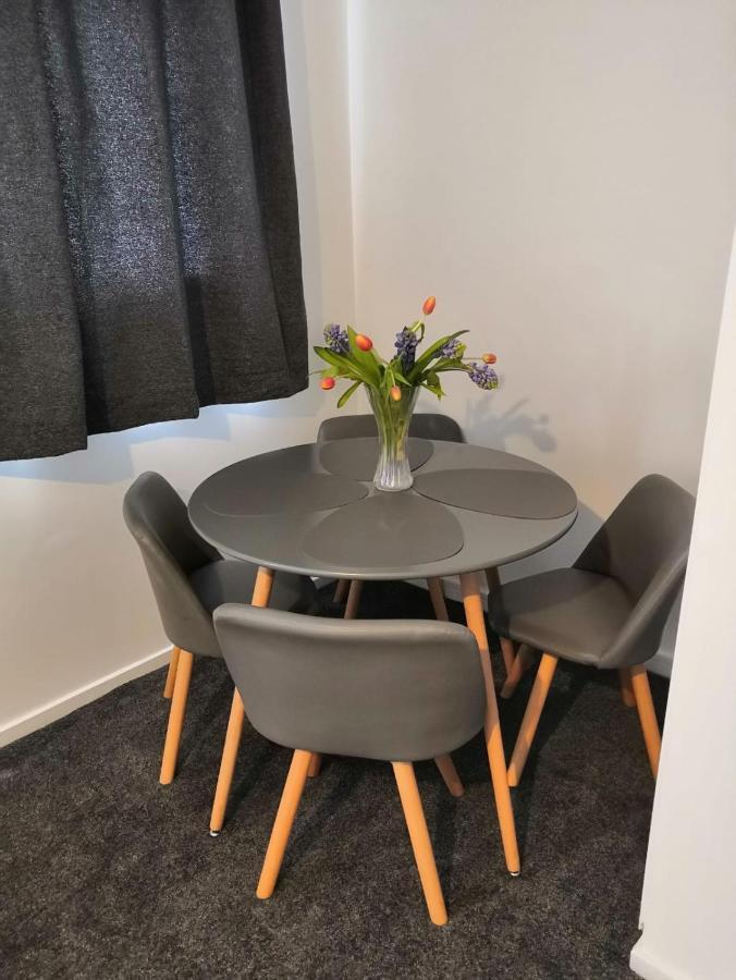 Delight Apartment, Close To Excel, London City Airport & O2! Dış mekan fotoğraf